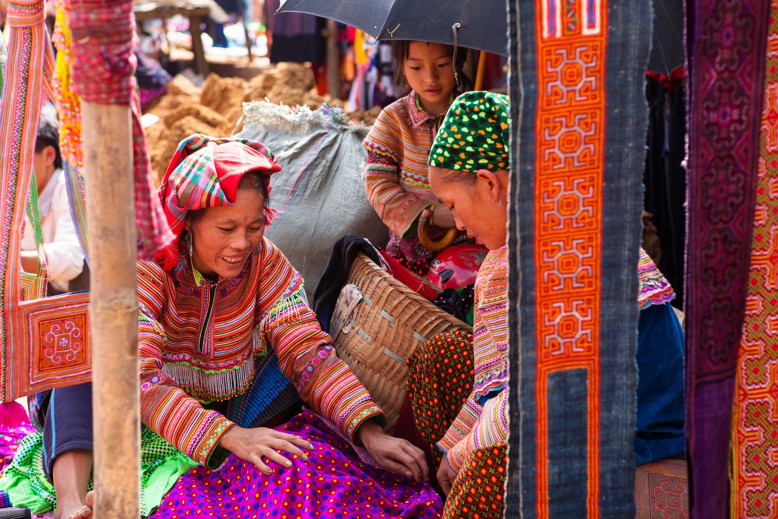 Day 03: Lao Cai - Bac Ha ethnic market - Sapa