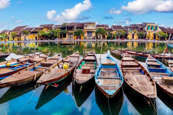 Day 09: Hoi An city tour - Cam Thanh village (basket boat tour) - Tra Que village