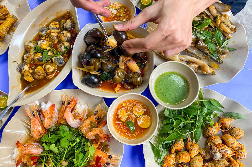 Saigon Snail dishes