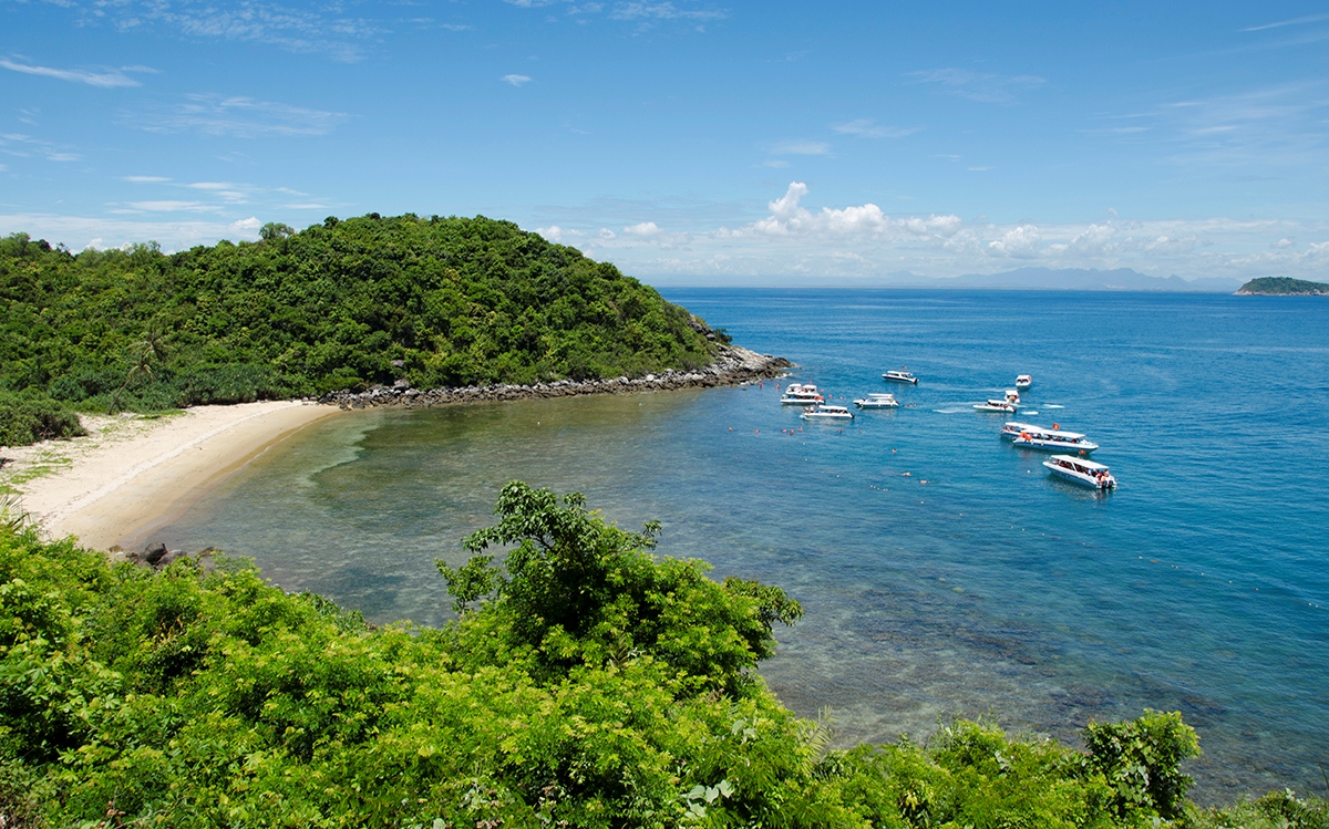 cu lao cham bac beach