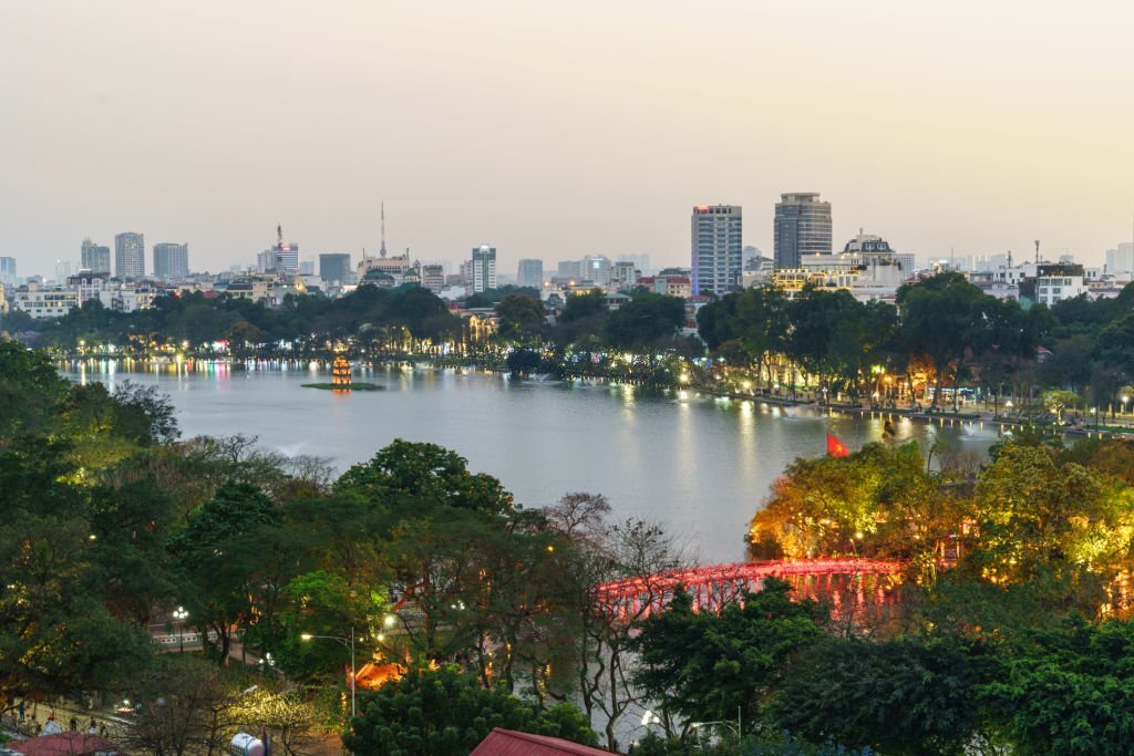 hanoi hoan kiem lake