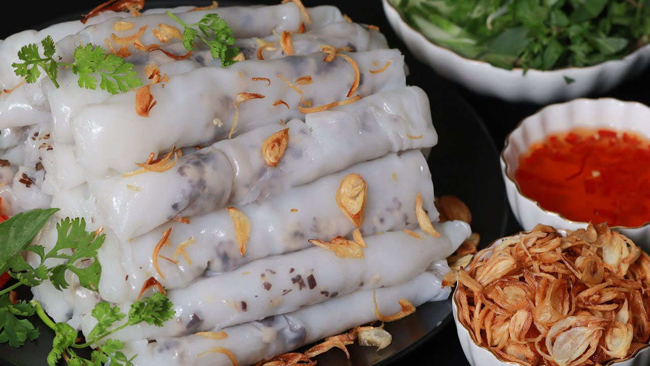 hanoi steamed rice rolls