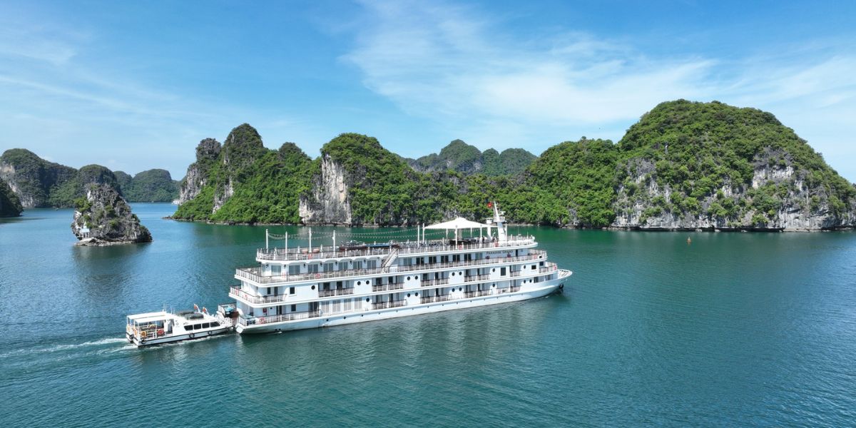 Halong Travel Guide