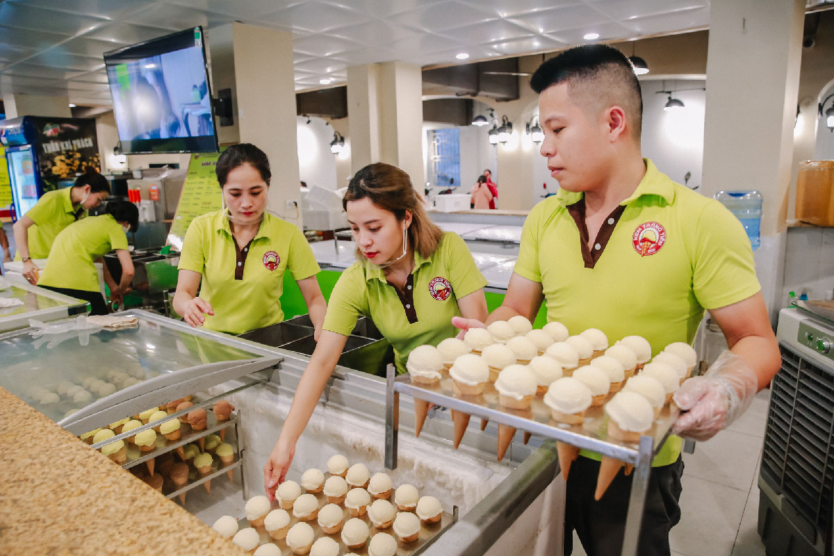 trang tien ice cream hanoi