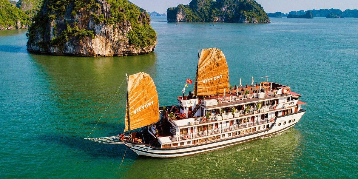 Halong Travel Guide